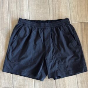 Lululemon Mens Bowline Versatwill 5” Shorts Black